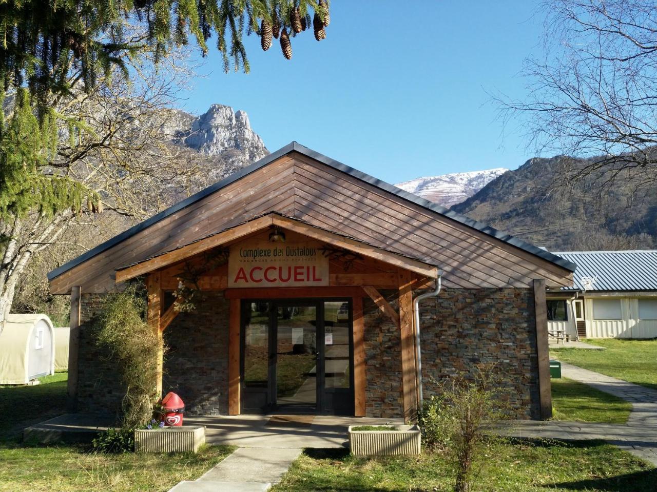 Hotel Complexe Des Oustalous Les Cabannes  Exterior foto